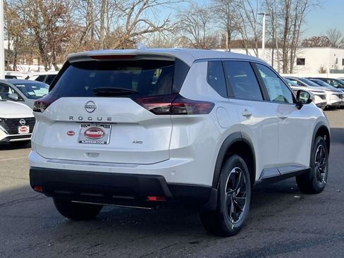 New 2026 Nissan Rogue SV w/ Cold Weather Package image 5