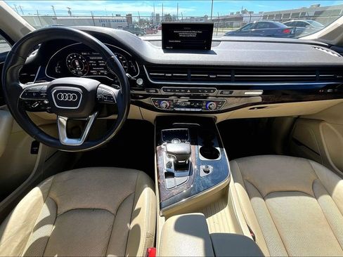 Used 2017 Audi Q7 3.0T Prestige image 19