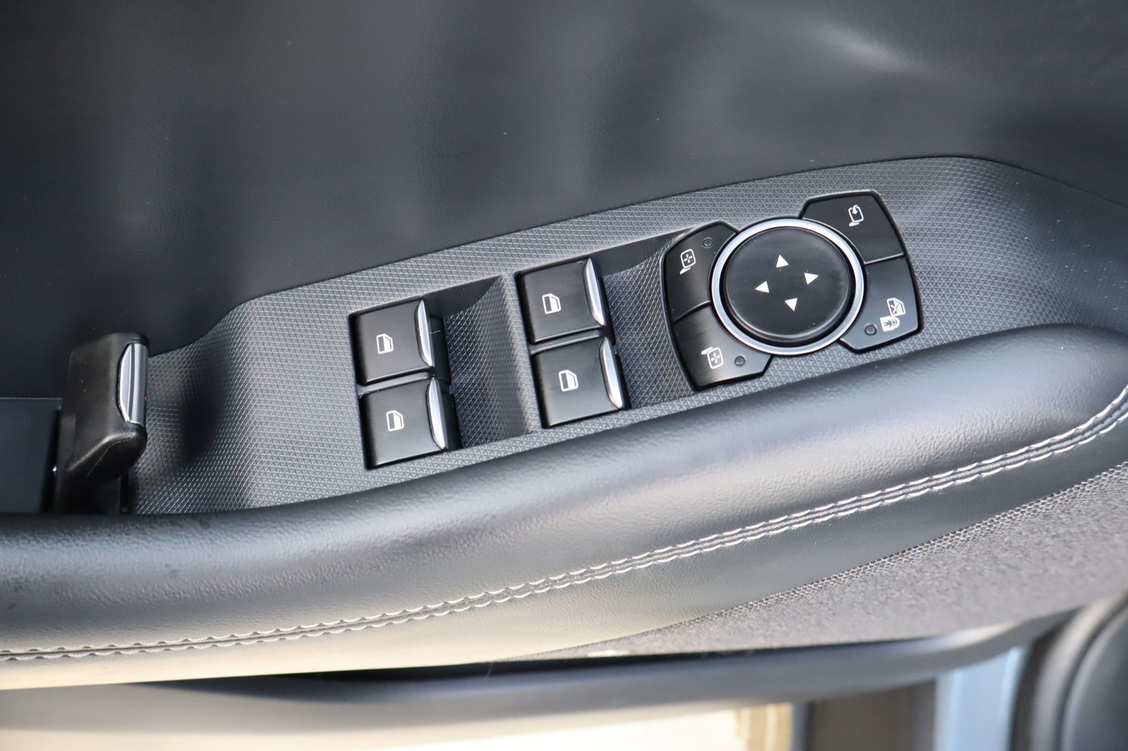Used 2023 Ford Mustang Mach-E Premium RWD image 19