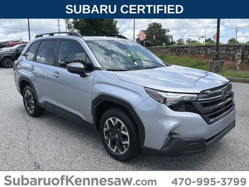 Certified 2026 Subaru Forester Premium AWD/4WD image 1