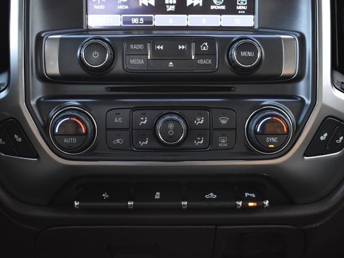 Used 2018 Chevrolet Silverado 1500 LTZ w/ LTZ Plus Package image 21