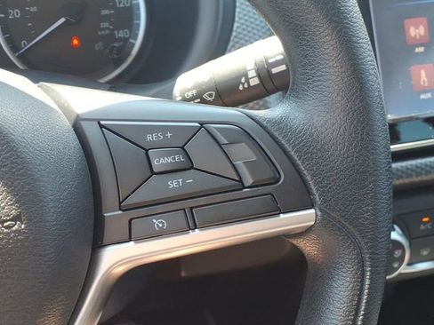 Used 2020 Nissan Kicks S FWD image 23