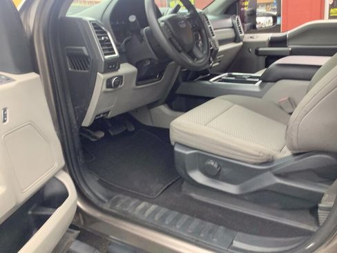 Used 2018 Ford F250 XLT w/ FX4 Off-Road Package AWD/4WD image 12