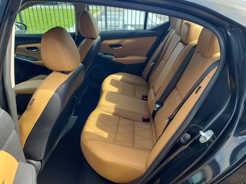 Certified 2020 Nissan Sentra SV w/ SV Premium Package FWD image 14
