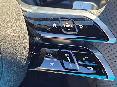 New 2026 Mercedes-Benz GLC 300 image 21