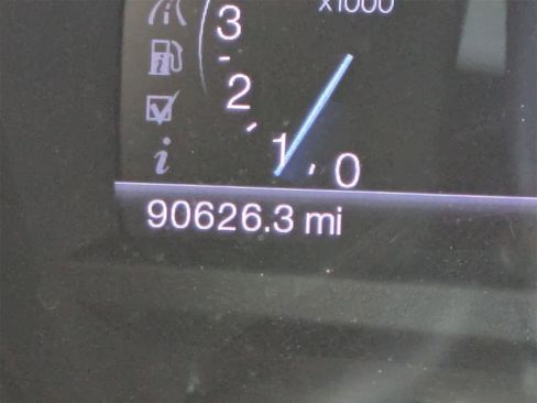 Used 2013 Ford Explorer XLT image 9