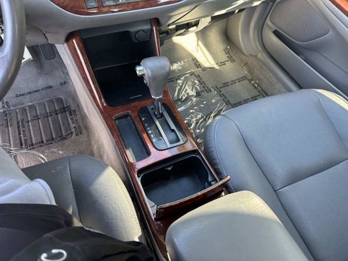 Used 2003 Toyota Camry LE image 24