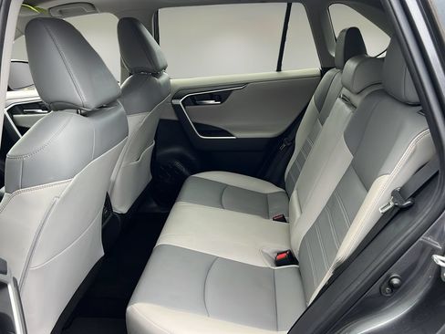 Certified 2020 Toyota RAV4 Limited FWD image 12