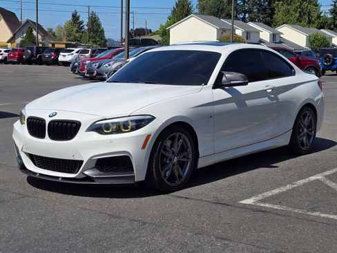 Used 2018 BMW M240i xDrive Coupe AWD/4WD image 18
