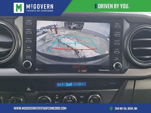 Used 2021 Toyota Tacoma TRD Off-Road w/ Technology Package image 18