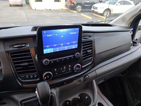 Used 2020 Ford Transit 250 Low Roof image 27