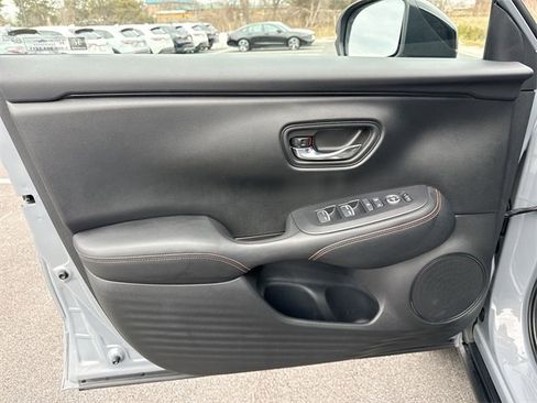 Used 2025 Honda HR-V Sport image 14