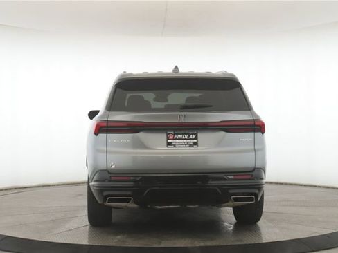 Used 2025 Buick Enclave Sport Touring w/ Power Package image 11