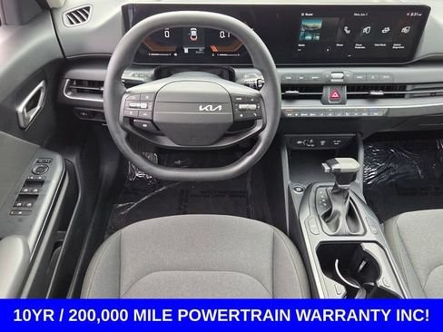 Used 2025 Kia K4 FWD image 11