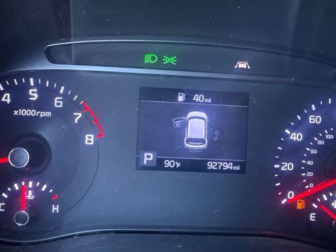 Used 2022 Kia Soul LX w/ Technology Package FWD image 10