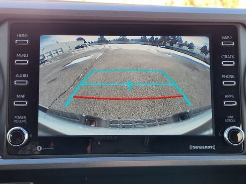 Used 2020 Toyota Tacoma TRD Off-Road w/ Technology Package image 23