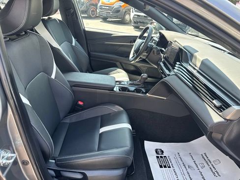 Certified 2025 Toyota Camry SE FWD image 34