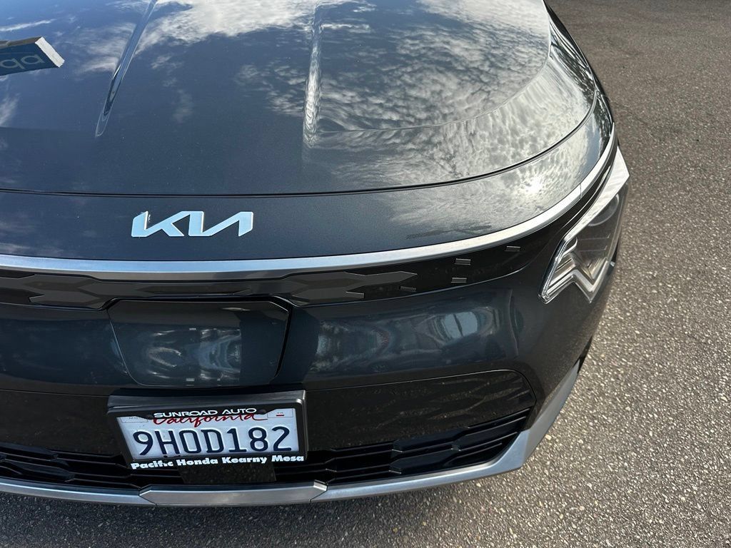 Used 2023 Kia Niro Wind FWD image 5