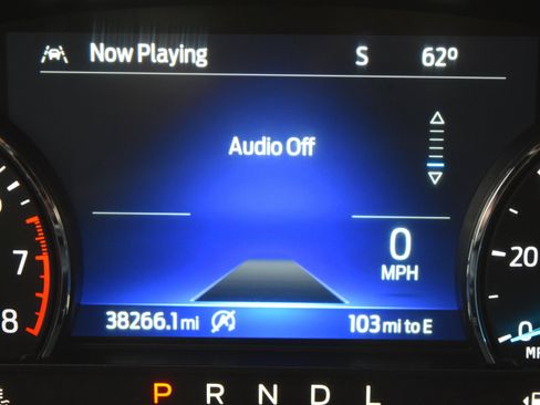 Used 2023 Ford Explorer XLT w/ Equipment Group 202A image 13