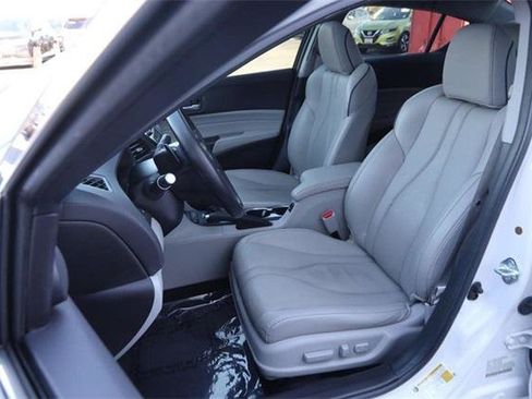 Used 2021 Acura ILX w/ Premium Package image 9