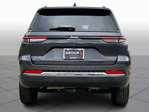 Used 2022 Jeep Grand Cherokee Limited image 5