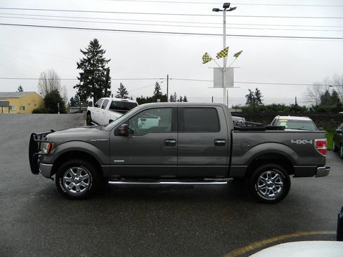 Used 2013 Ford F150 XLT w/ XLT Chrome Pkg image 5