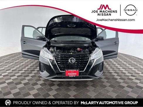 Certified 2021 Nissan Kicks S image 11