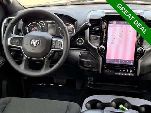 Used 2026 RAM 2500 Big Horn AWD/4WD image 15