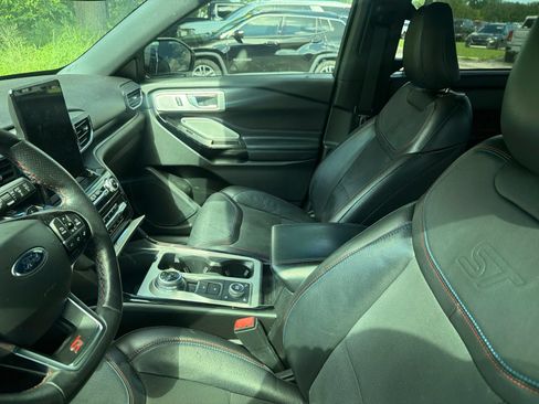 Used 2022 Ford Explorer ST w/ Equipment Group 401A AWD/4WD image 7