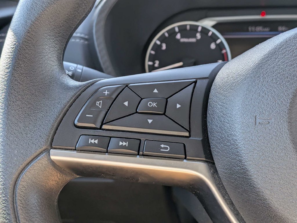 Used 2025 Nissan Sentra SV FWD image 19