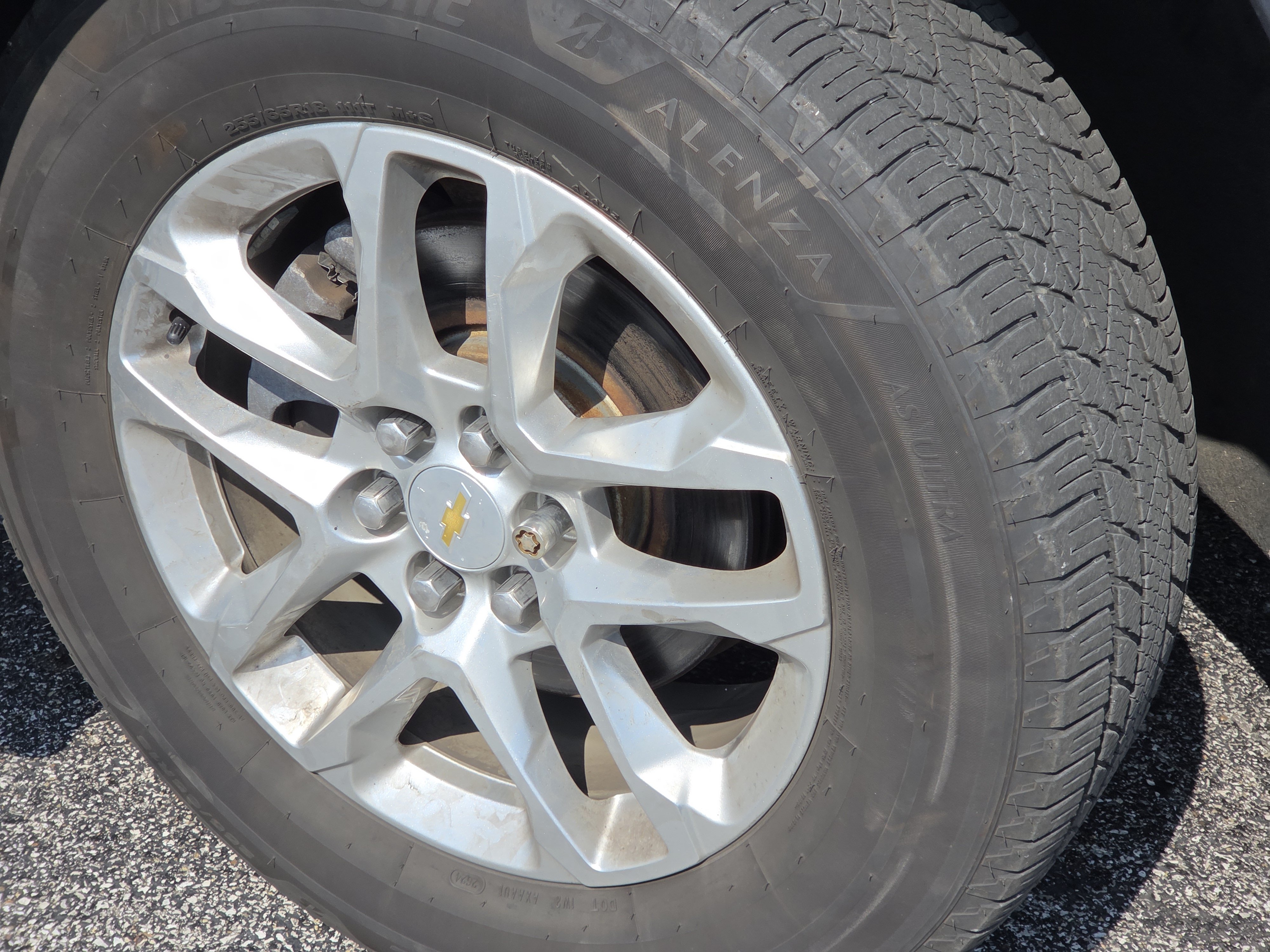 Used 2019 Chevrolet Traverse LT AWD/4WD image 3