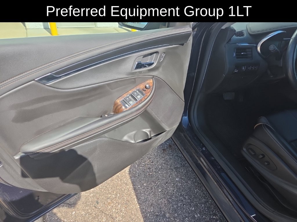 Used 2015 Chevrolet Impala LT w/ Convenience Package FWD image 8