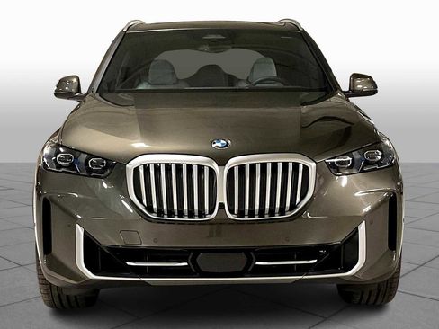 New 2026 BMW X5 xDrive40i w/ Premium Package image 3