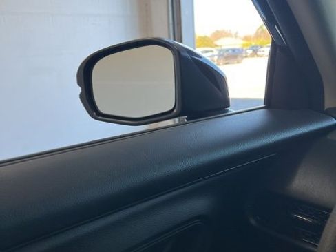 Certified 2023 Honda HR-V LX image 19