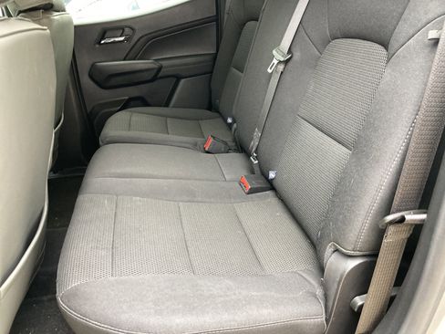 Used 2024 Chevrolet Colorado LT w/ LT Convenience Package RWD image 3