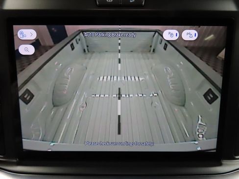 Used 2025 Ford F250 Platinum w/ FX4 Off-Road Package image 20