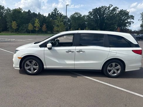 Used 2018 Honda Odyssey EX-L image 3