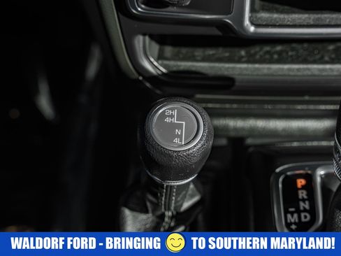 Used 2023 Jeep Gladiator Sport image 24