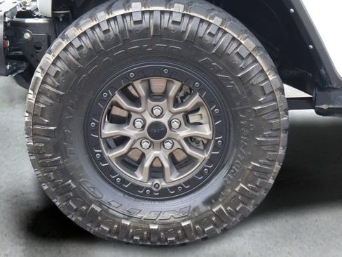 Used 2022 Jeep Wrangler Unlimited Rubicon w/ Trailer Tow Package AWD/4WD image 32