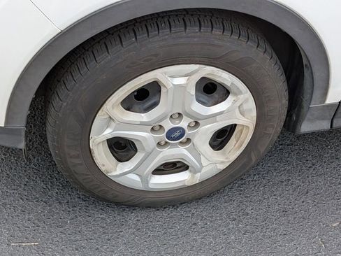 Used 2018 Ford Escape S FWD image 5