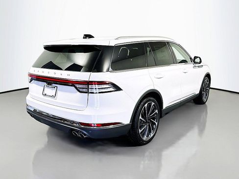New 2025 Lincoln Aviator Reserve w/ Illumination Package image 7