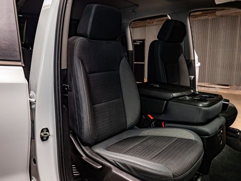 Used 2019 Chevrolet Silverado 1500 LT w/ All-Star Edition image 27