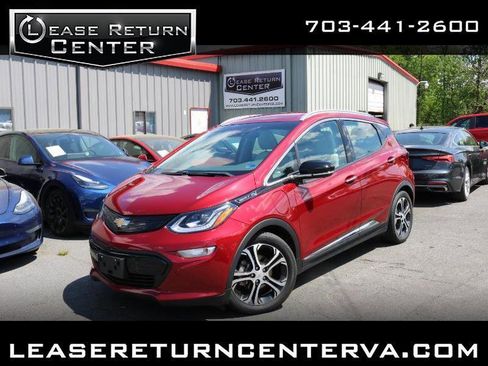 Used 2021 Chevrolet Bolt Premier w/ Infotainment Package FWD image 1