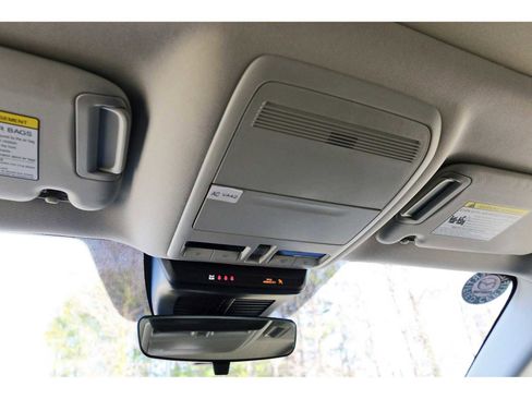 Certified 2025 MAZDA CX-50 AWD 2.5 S w/ Premium Package image 21