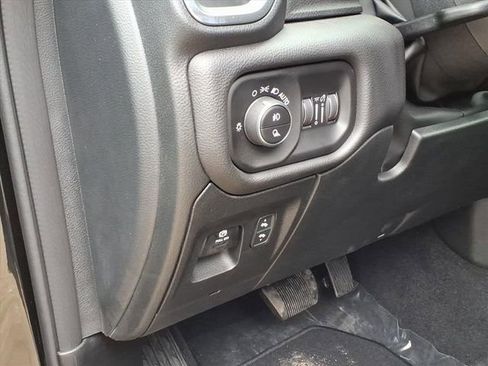 New 2026 RAM 1500 Big Horn AWD/4WD image 12