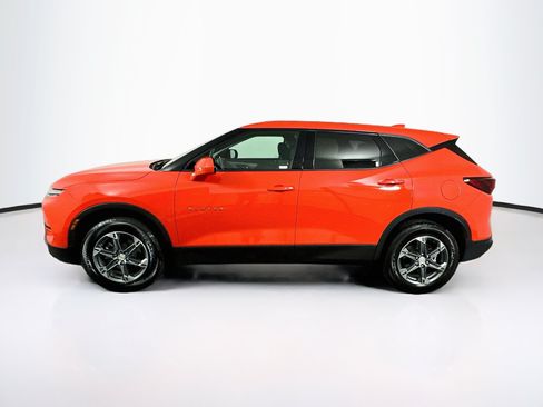 Used 2026 Chevrolet Blazer LT FWD image 4