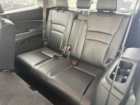 Used 2017 Honda Pilot EX-L image 8