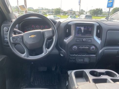 Used 2025 Chevrolet Silverado 2500 W/T AWD/4WD image 20