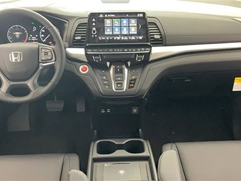 New 2026 Honda Odyssey EX-L image 3