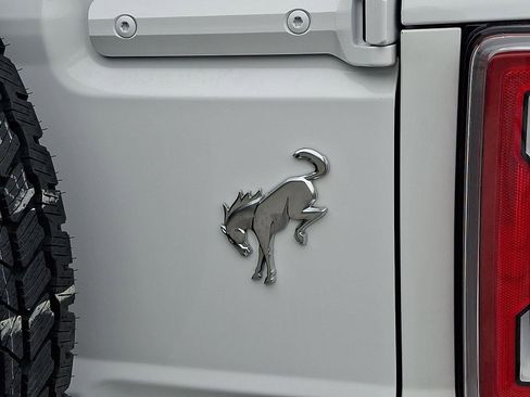 Certified 2025 Ford Bronco Outer Banks AWD/4WD image 30